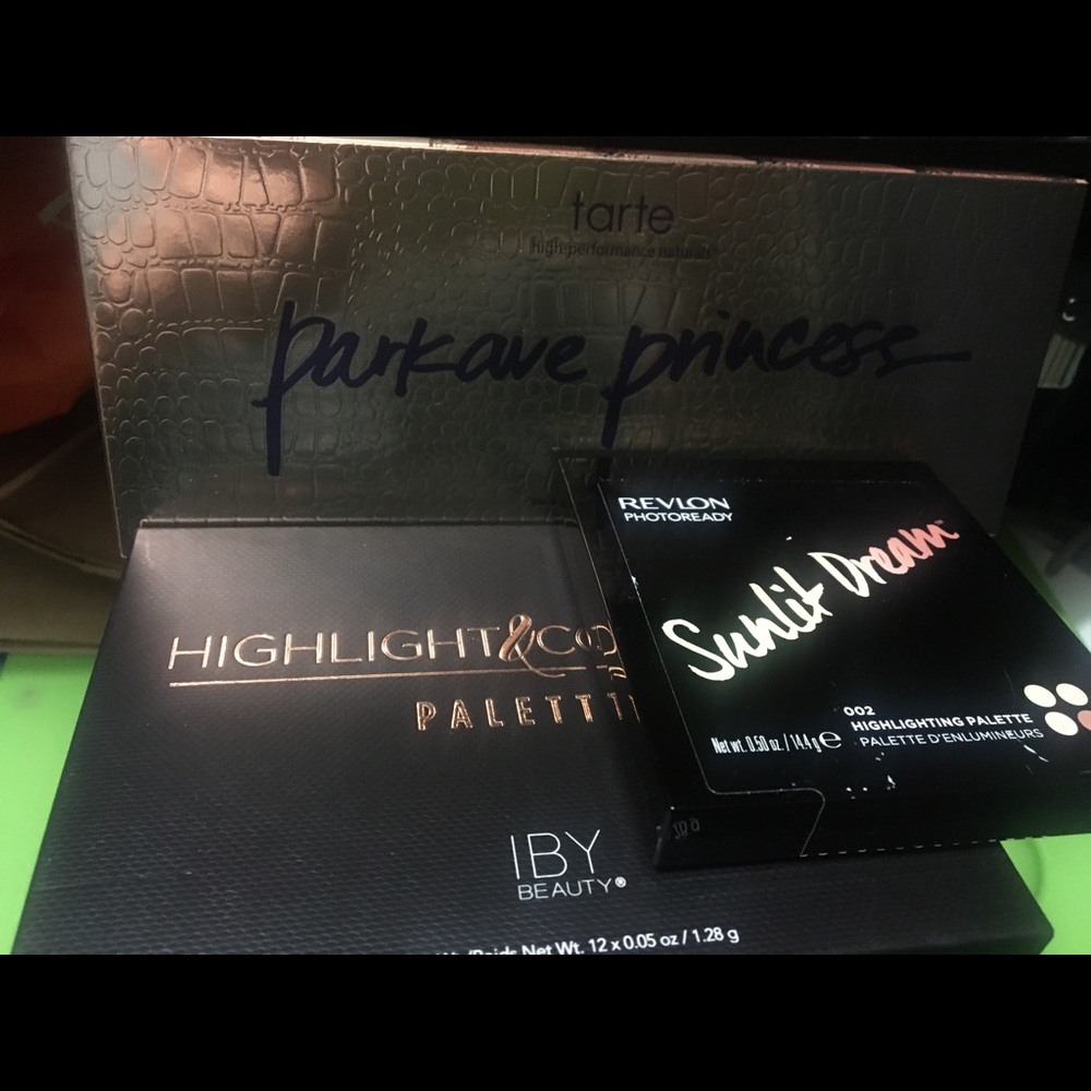 Tarte Princess Palette - IBY Contour - Revlon